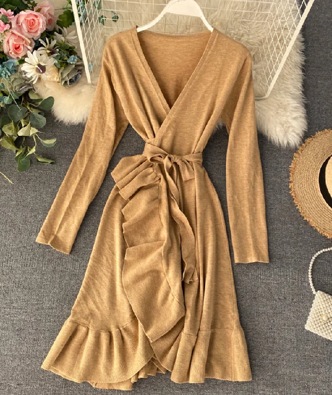 A line v neck long sleeve dress  203