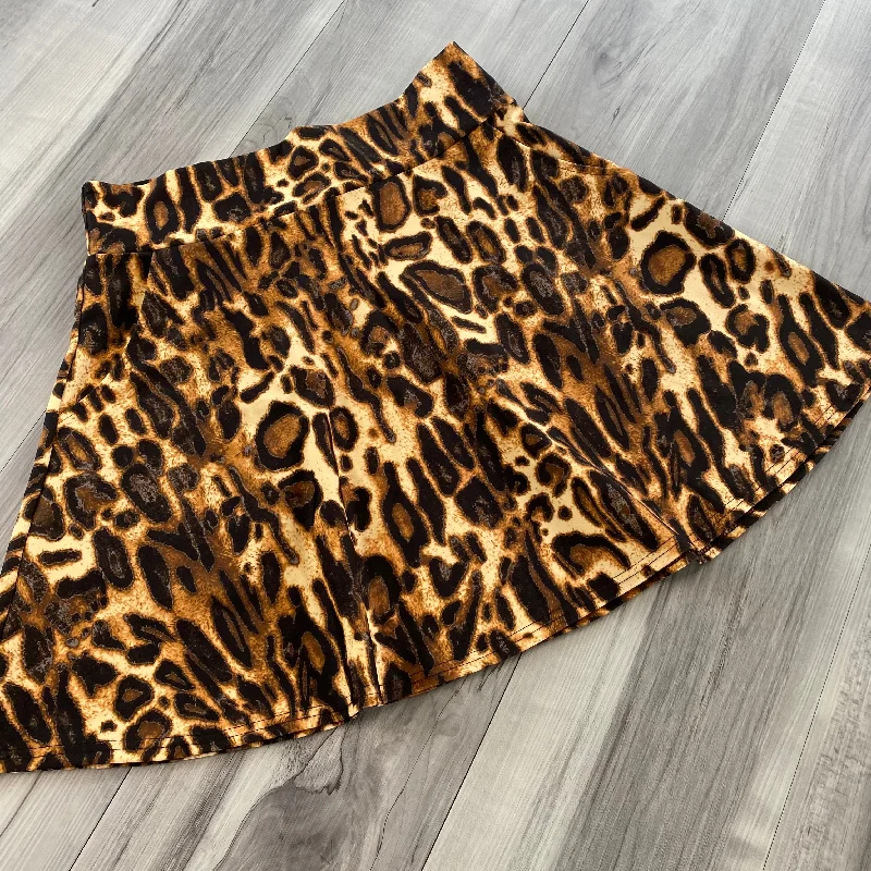 SALE - MEDIUM 17"" Length - Leopard Animal Print A-line Skirt w/Pockets