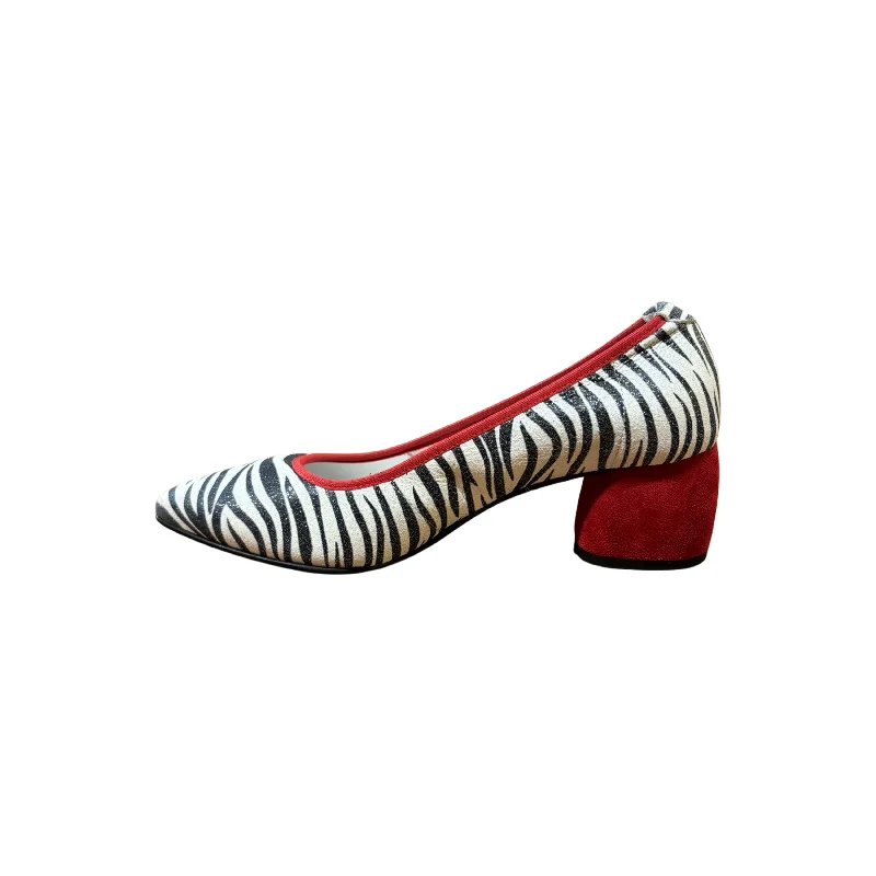 BL135 Zebra Pump