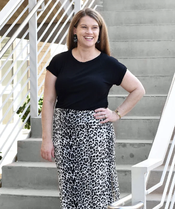 CARRIE cheetah print pencil skirt in Black/Grey