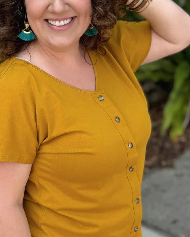 DELLA button top in Mustard